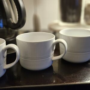 Pottery Barn Classic White Mug. Set Of 4